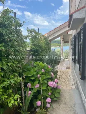 Kuća, Šolta, 255 m², 750 000 € - 12
