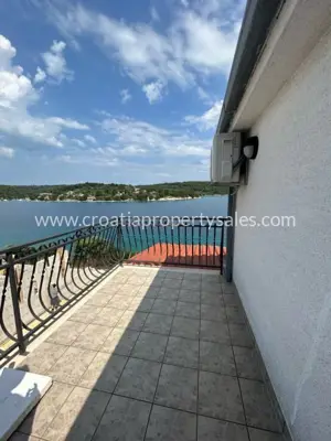 Kuća, Šolta, 255 m², 750 000 € - 10
