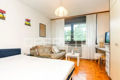 Stan 41 m², Jarun, istočna orijentacija i lođa