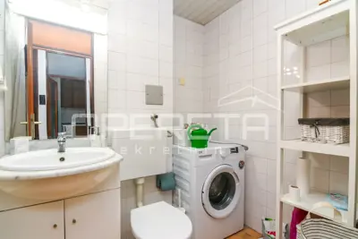 Stan 41 m², Jarun, istočna orijentacija i lođa - 11