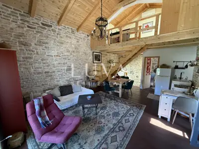 Haus 105 m², Martinčići - aus Stein, renoviert