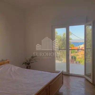House 220 m², Kali - 70 m from the sea and the town center - 10