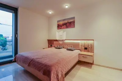 Fažana, Moderan stan 120 m² prvi red do mora - 7