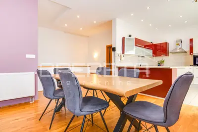 House for rent in Šestine, 400 m² - 2