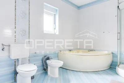 House for rent in Šestine, 400 m² - 9