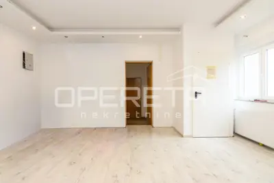 House for rent in Šestine, 400 m² - 14