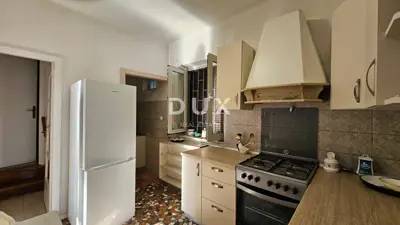 House 170 m², Lovran - 2 residential units and garden - 10