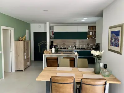 Wohnung zur Miete in Doričići, 104 m² - 14