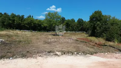 Building plot 862 m², Marčana - near the sea - 3