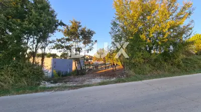 Građevinsko zemljište 980 m², Juršići - povišena lokacija - 7