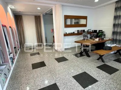 Gewerbefläche 52 m², Trešnjevka - Sjever, Schaufenster und Parkplatz - 6