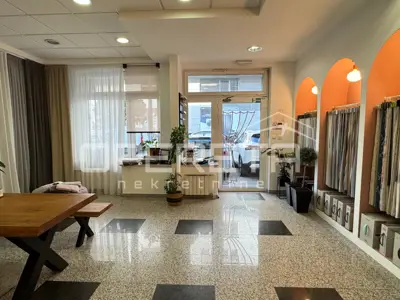 Gewerbefläche 52 m², Trešnjevka - Sjever, Schaufenster und Parkplatz - 8