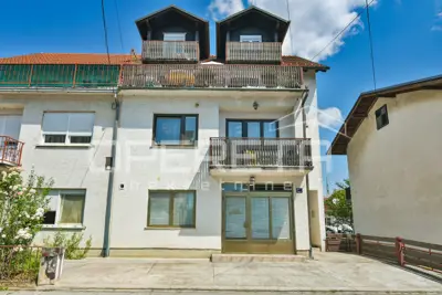 House 356 m², Ivanja Reka - semi-detached and 4 floors - 2