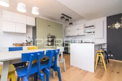 House 356 m², Ivanja Reka - semi-detached and 4 floors - 11