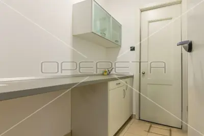 Bürofläche 125 m², Maksimir - hell und ruhig für Tätigkeiten - 14