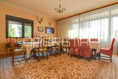 House 520 m², Stubičke Toplice - large plot and utility building - 16