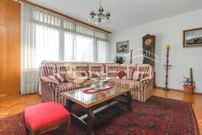 House 520 m², Stubičke Toplice - large plot and utility building - 18