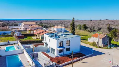 Umag! Opremljena moderna kuća s bazenom! - 4