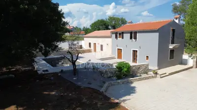 Kuća 165 m², Barban - imanje na osami i okućnica 1.452 m² - 15