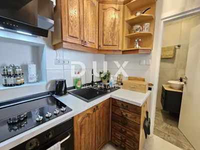 Pula, Centar, 3 Zimmer renovierte Wohnung, 51,27 m² - 12