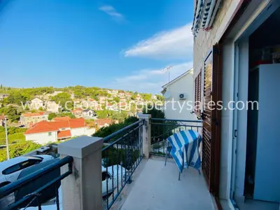 Stan, Brač, 77 m², 3-soban, 330 000 €