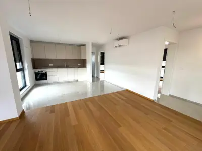 Wohnung zum Kauf in Ližnjan, 79 m²