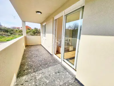 Apartment 52.80 m², Bokanjac - furnished, balcony and 2 parking spaces