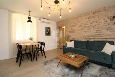 Wohnung 81 m², Rijeka Centar - na Korzu, 2 Apartments - 3