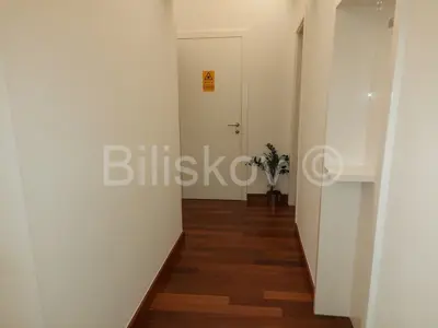 Zagreb, Donji grad, ordinacija - 2