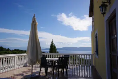 Kuća 450 m², Labin - 8 apartmana i bazen - 4