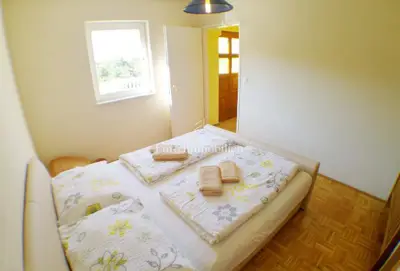 Kuća 450 m², Labin - 8 apartmana i bazen - 8