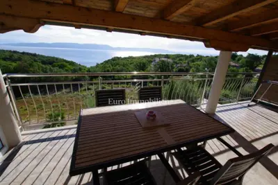Kuća 450 m², Labin - 8 apartmana i bazen - 11