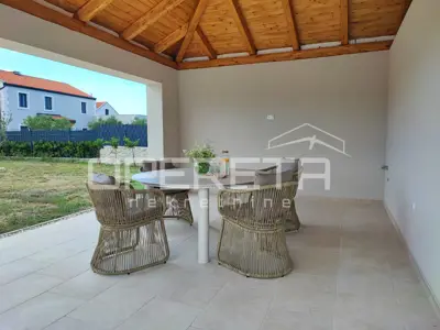 Novoizgrađena Vila s bazenom 187 m², parcela 1.852 m², Zemunik Gornji, Zadar - 3