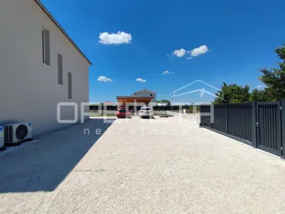 Novoizgrađena Vila s bazenom 187 m², parcela 1.852 m², Zemunik Gornji, Zadar - 7