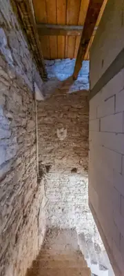 Stone house 110 m², Bale center - courtyard and cistern - 11