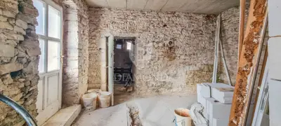Stone house 110 m², Bale center - courtyard and cistern - 6