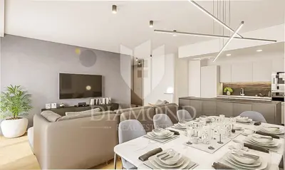Stan 130 m², Pula Centar - luksuz i terasa - 6