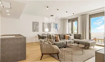 Stan 130 m², Pula Centar - luksuz i terasa - 4