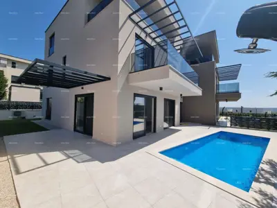 POREČ TAR! ! Luksuzni dvoetažni stan s bazenom! S1