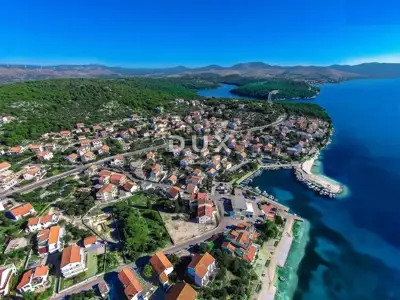 Building plot, Brodarica - 550 m from the sea - 2