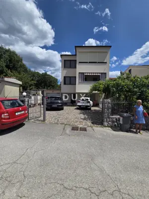 MATULJI, JUŠIĆI- dvoetažni stan 160 m², DB+3S, s pogledom na more + gar - 4