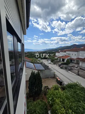 MATULJI, JUŠIĆI- dvoetažni stan 160 m², DB+3S, s pogledom na more + gar - 3