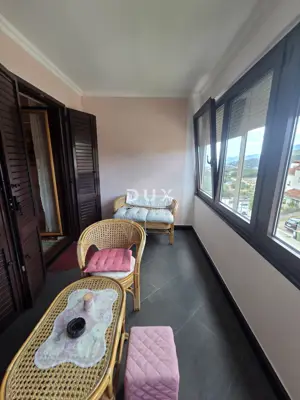 MATULJI, JUŠIĆI- dvoetažni stan 160 m², DB+3S, s pogledom na more + gar - 7