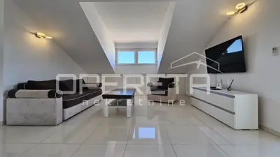 Stan 92 m², Novalja - pogled na more i tri terase - 4