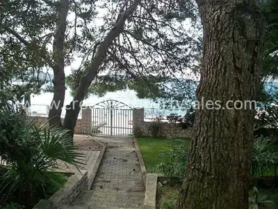 Kuća, Šibenik, 400 m², 1 800 000 €