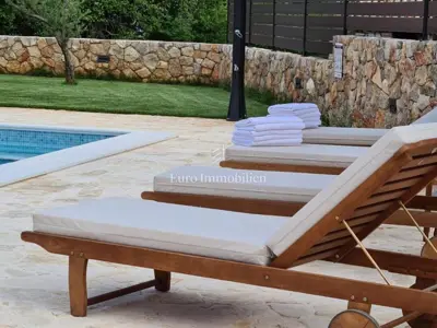 Villa 168 m², Dobrinj i okolica - grijani bazen i vrt - 20
