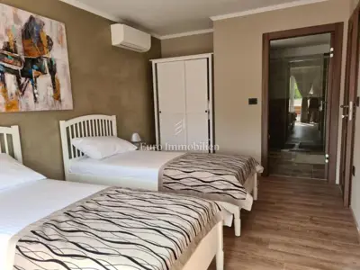 Villa 168 m², Dobrinj i okolica - grijani bazen i vrt - 17