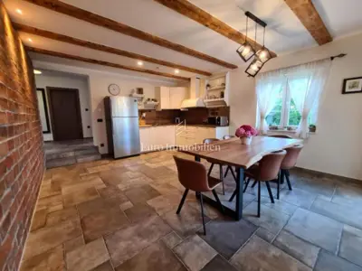 Villa 168 m², Dobrinj i okolica - grijani bazen i vrt - 11
