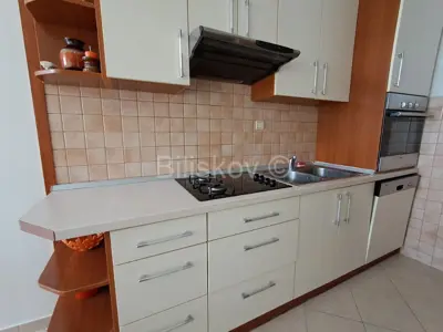 Stan 85 m², Trstenik, Split - komforan i klimatiziran - 3