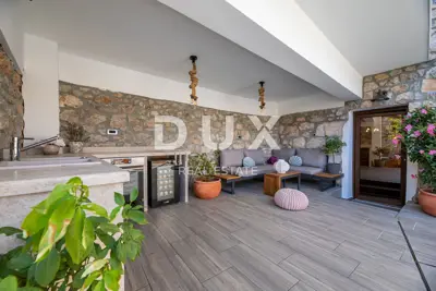 Haus zum Kauf in Vrbnik, 257 m² - 14